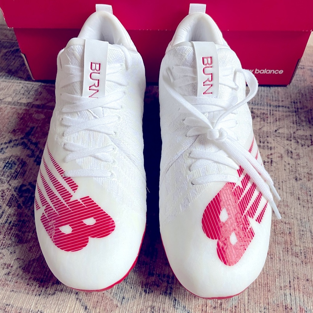 Boys/mens Lacrosse Cleats Size 5 - BURNXLR2 - New Balance